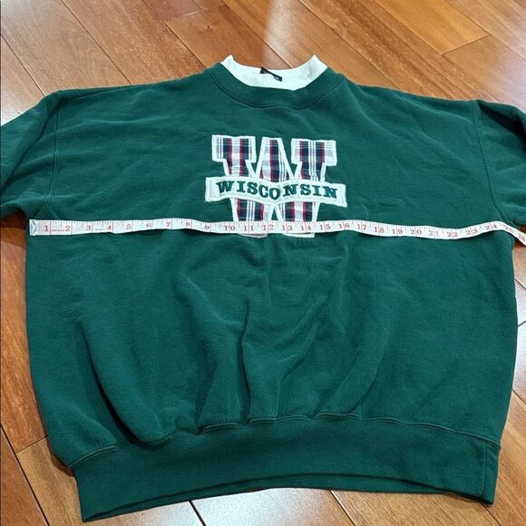 Garment Graphic Vintage Wisconsin Green Crewneck Patch Sweatshirt size XL - Picture 9 of 10